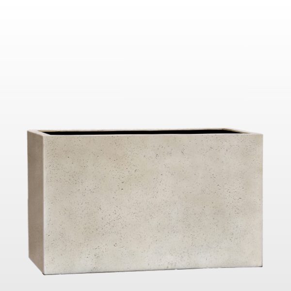 Paolelli Chester CSAW fiberclay tegla s Concrete Surface Antique White završnom obradom za suvremeni vrt, terasu ili poslovni eksterijer.